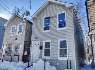 469 S 16th St, Newark, NJ 07103