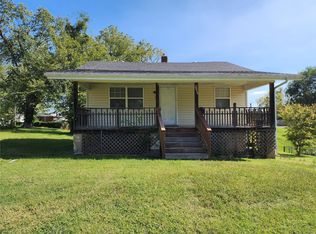 9829 Olympia St, Belleville, IL 62223