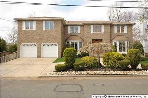 2nd image of 50 Nancy Ln