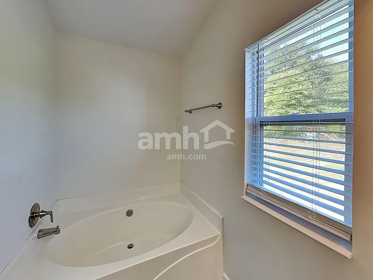 327 Haystack Ave — Photo 11