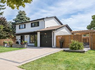 8 Culham St, Oakville, ON L6H 1G4