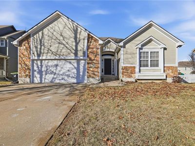 2225 NE 23rd St, Blue Springs, MO, 64029