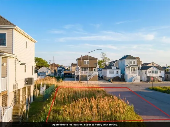 99-68 Rau Ct, Howard Beach, NY 11414