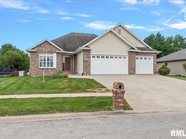 608 Burberry Ln, Rochester, IL 62563