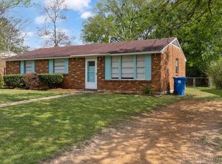 206 Gardenia Ct, Prattville, AL 36067