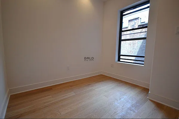 Rented by Bold New York | media 17