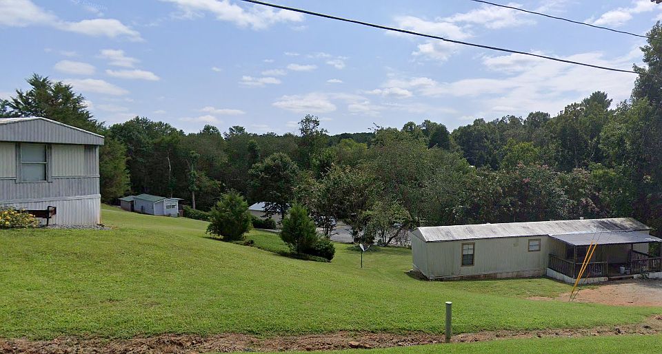 2nd image of 4146 Smokey Creek Rd
