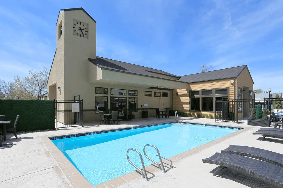 Fountainhouse — Photo 3