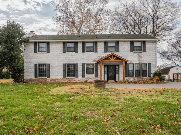 651 Harding Pl, Nashville, TN 37211