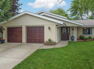 186 Fairfield Way, Bloomingdale, IL 60108