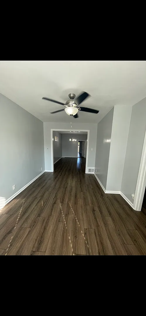 2 bed, 1000 sqft, $2,500 — Photo 4