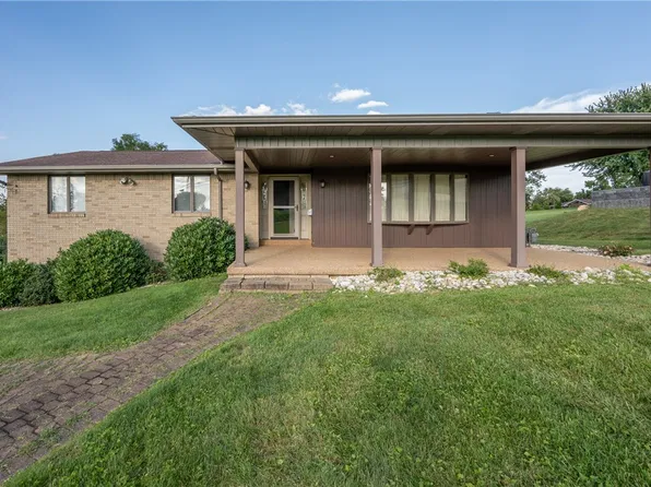 1217 Hillview Dr, North Huntingdon, PA 15642
