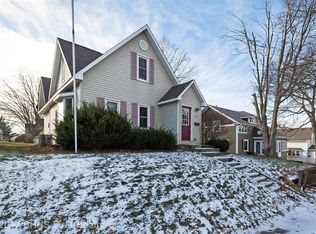 604 Prairie St, Guthrie Center, IA 50115