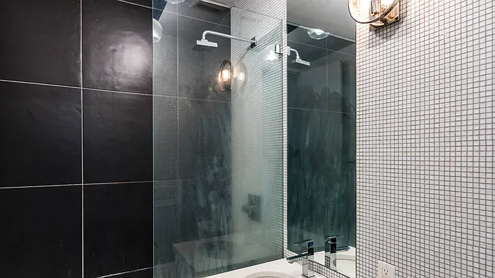 Rented by Nooklyn NYC LLC | media 10