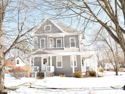 18 Harrison Ave, Holyoke, MA, 01040