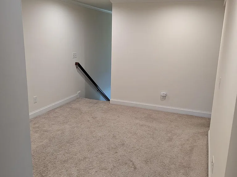 220 Alamosa Pl — Photo 14