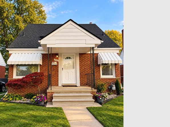 3753 Mayfair St, Dearborn, MI 48124