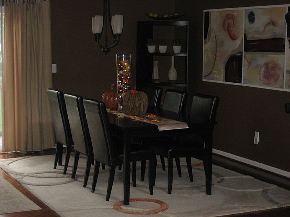 4th image of 2694 Sawmill Green Dr
