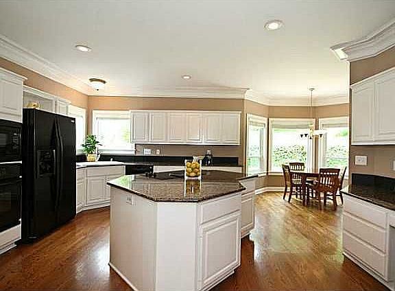 2nd image of 6206 Augusta National Dr