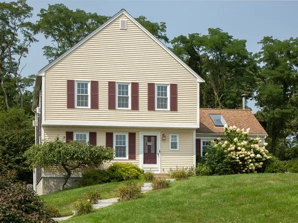 53 Wagon Wheel Rd, Plymouth, MA 02360