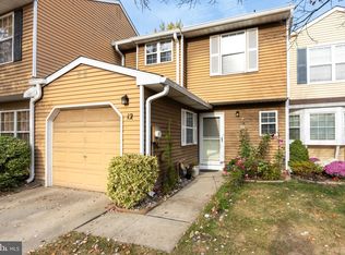 12 Amherst Ct, Bordentown, NJ 08505