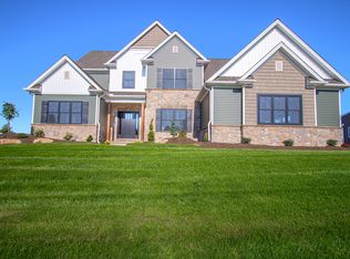 The Oakley Plan, Farmbrooke Meadows, York, PA 17406