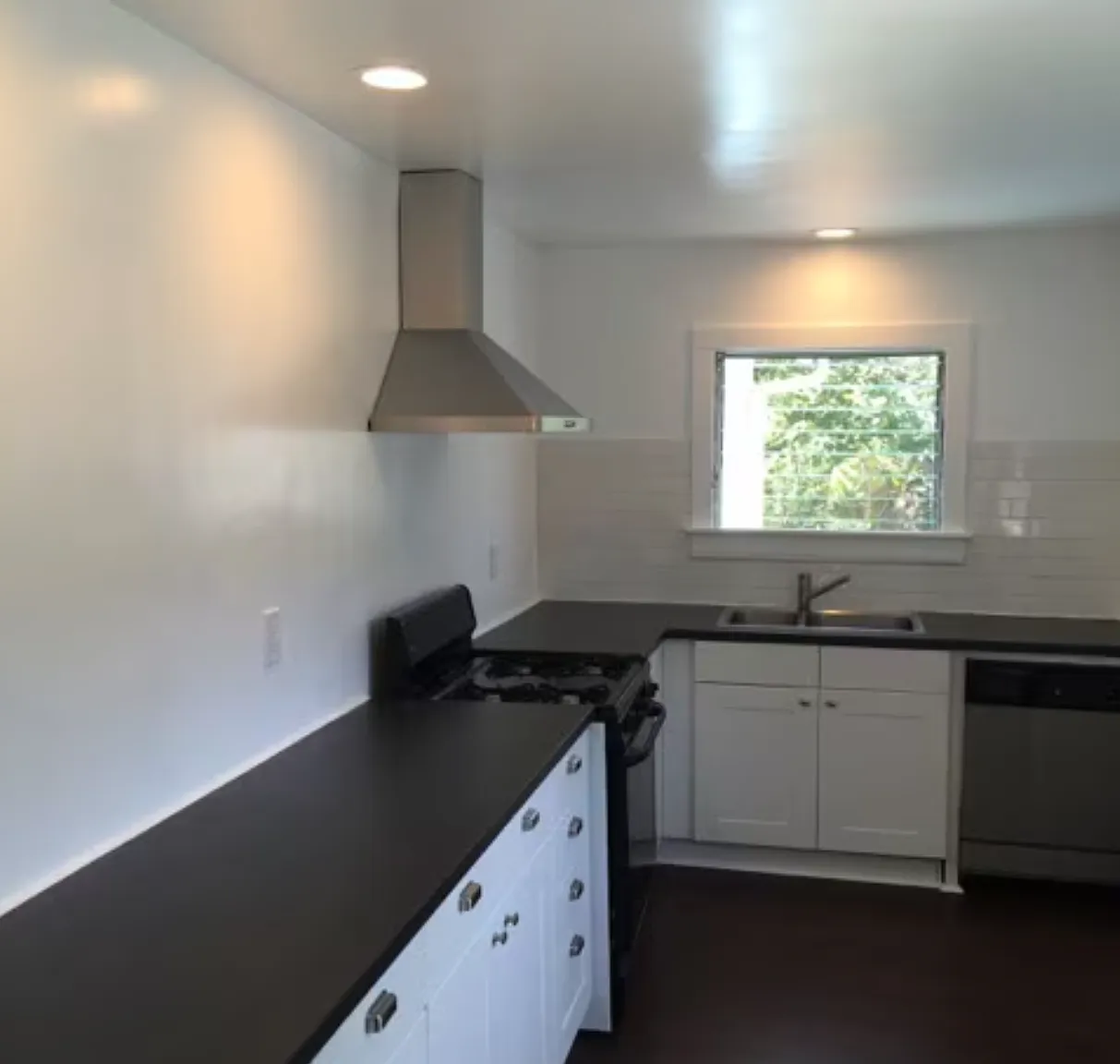 2 bed, 773 sqft, $3,800 — Photo 4