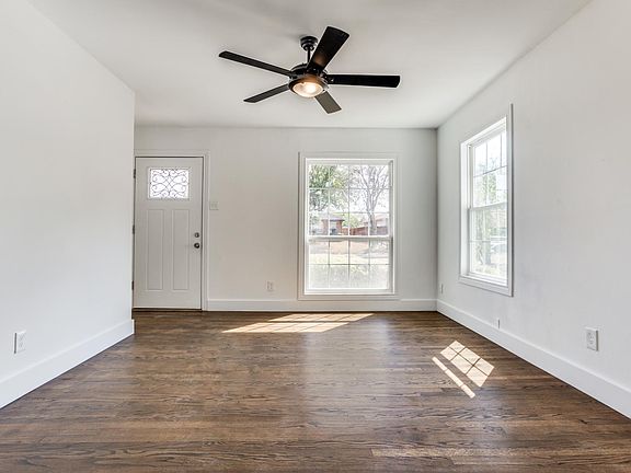 4th image of 305 Buhler Dr