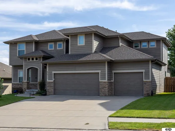 9511 S 172nd St, Omaha, NE 68136