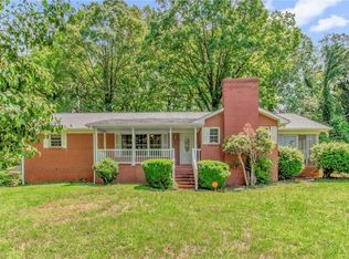 1137 Twin Oak Dr, Winston Salem, NC 27105