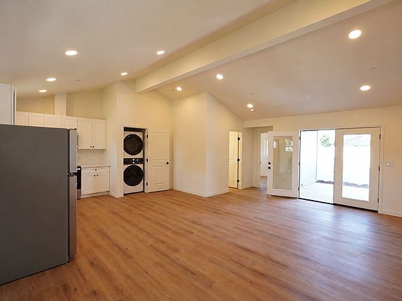 3rd image of 4805 Charlotte Way #4807