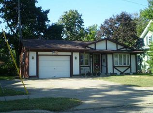 711 Downs St, Defiance, OH 43512