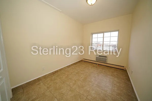 Rented by Sterling Realty Solution Inc | media 8