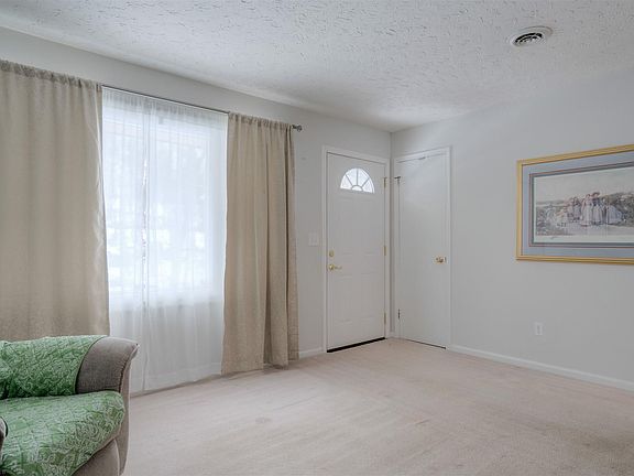 3rd image of 4335 Wayside Dr SE
