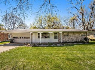 2860 Marilyn Dr, Saint Joseph, MI 49085