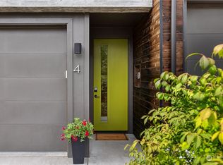 203 Madrona Way NE #4F, Bainbridge Island, WA 98110