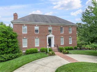 3617 Hidden Pond Rd, Lexington, KY 40502