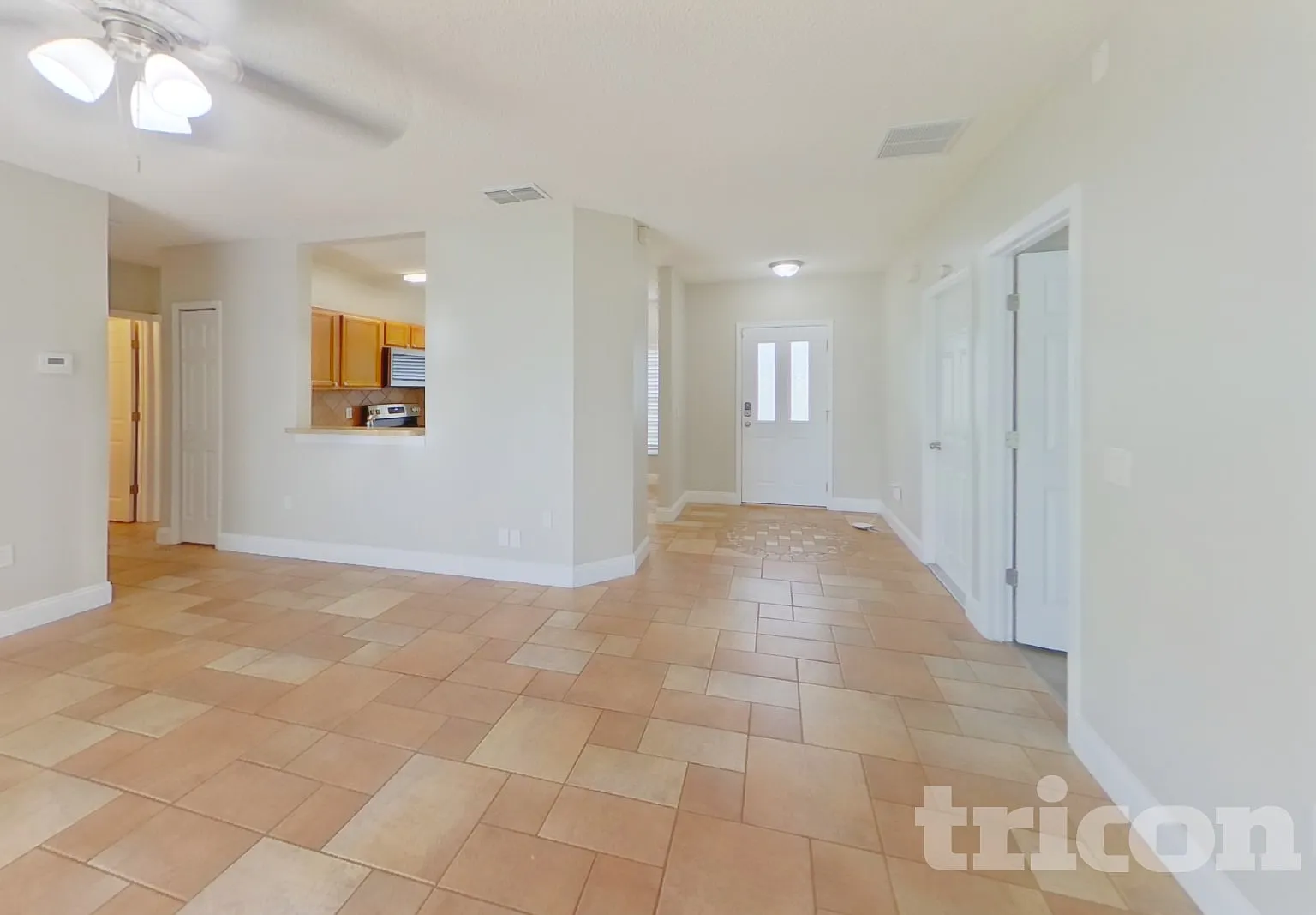 1141 Doncaster Court Kissimmee FL — Photo 2