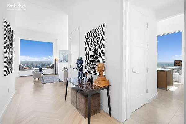 Rented by Sotheby's International Realty | media 11