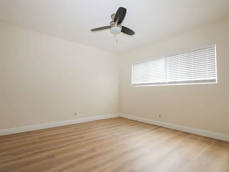 La Casa Blanca — Photo 16