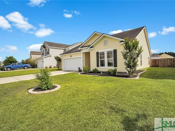 215 Lakepointe Drive, Savannah, GA 31407