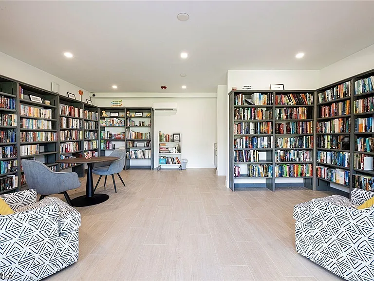 25720 Hickory Blvd #720 — Photo 38
