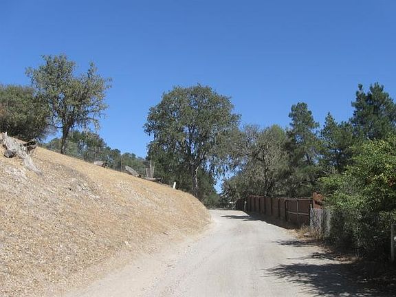 3rd image of 8385 Linda Vista Ave