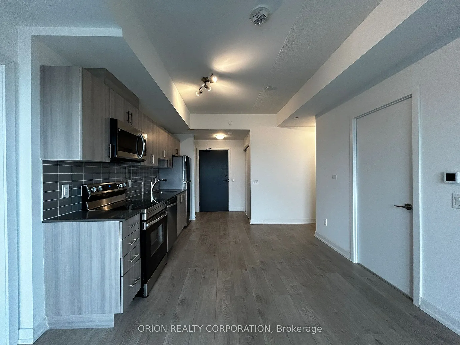 3 bed, $2,750 — Photo 3