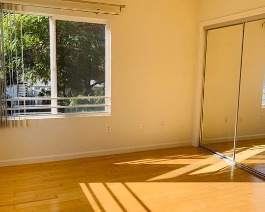 4th image of 1223 21st St APT D