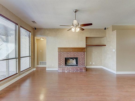 3rd image of 2416 Lula Ct