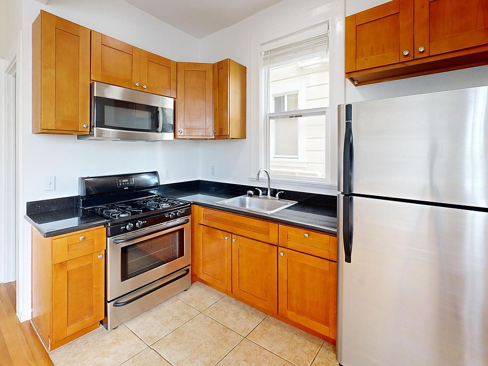 1st image of 1547 Clay St #5117626
