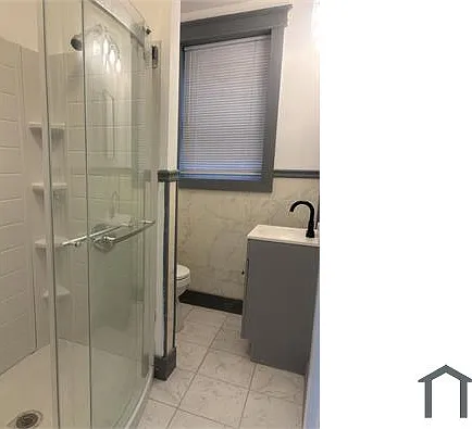 938 Bates St #1 — Photo 5