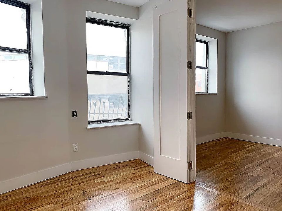 1st image of 13 Eldridge St APT 3