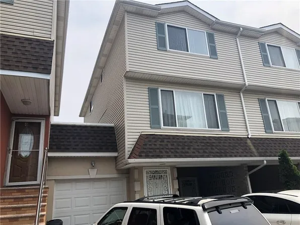 56 Courtney Loop, Staten Island, NY 10305